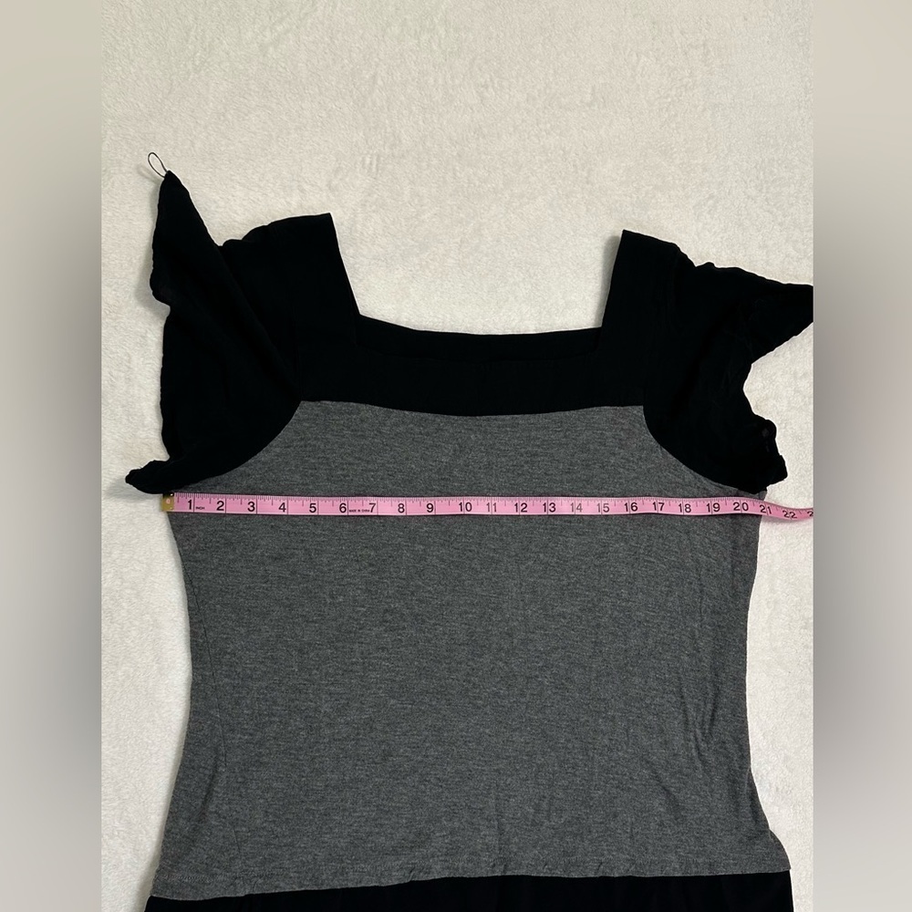 Vince Camuto Boxy Gray and Black Cap Sleeve Blouse Size L - Picture 6 of 11